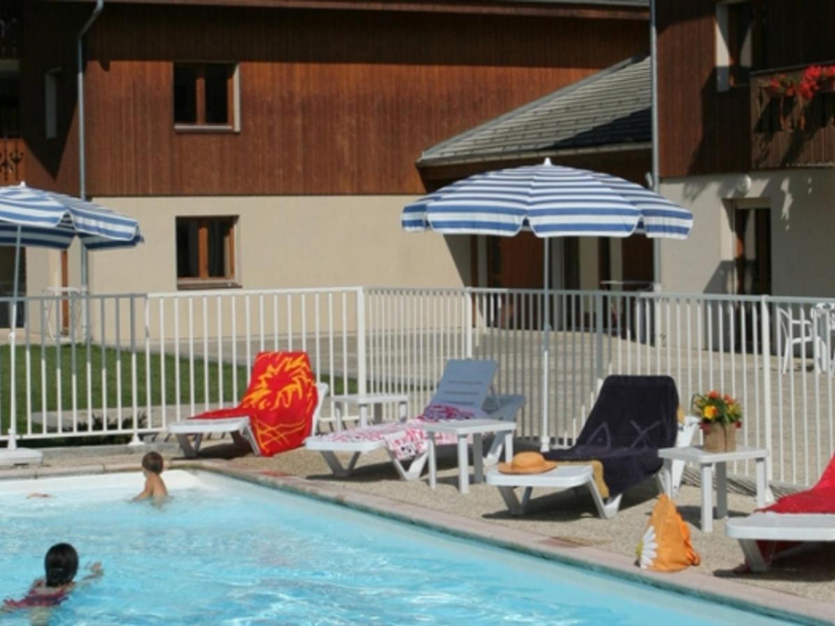 Mansarde Avec Balcon, Piscine Et Parking Souterrain A - Fr-1-629-92 Apartment Samoens
